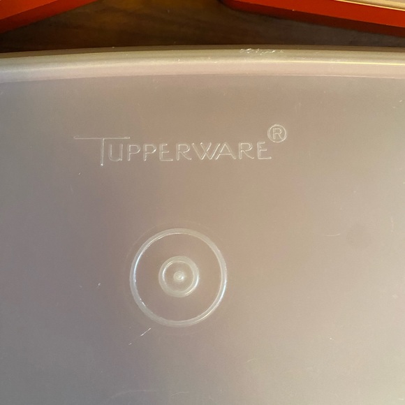 Vintage Set of 3 Meat/Cheese/Bacon Tupperware Storage Containers - Picture 2 of 6